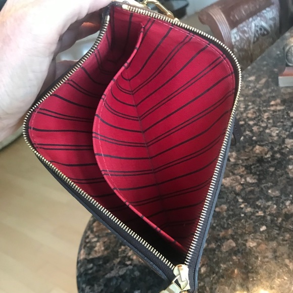 Sold!❤️   Louis Vuitton Neverfull Pouch Mm GM  Damier Ebene w/Crossbody Hardware - Picture 14 of 16